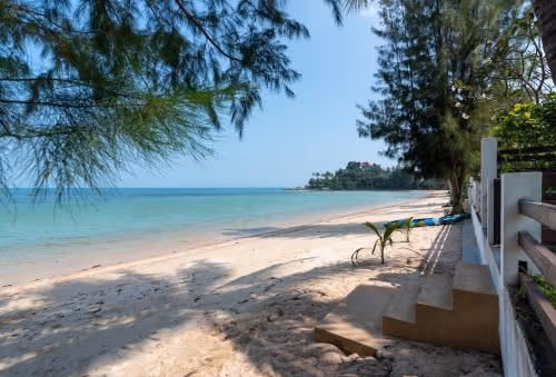 Villa - Beach Front