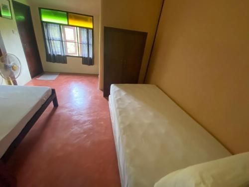 OYO 571 La Bhu Salah4