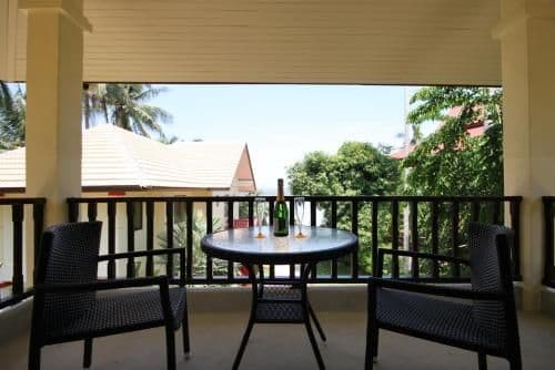 Villa - Beach Front