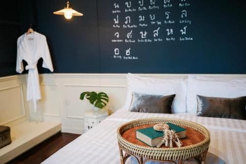 Queen Room