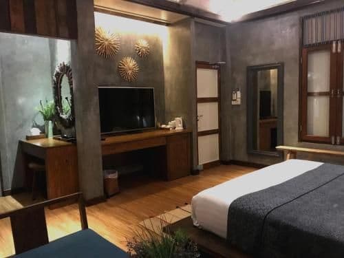 Deluxe Double Room with Balcony