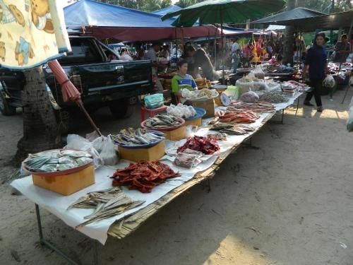 Khanom Beachfront Condo3