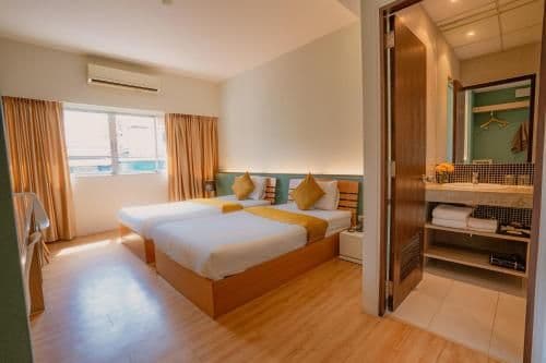 Standard Twin Room
