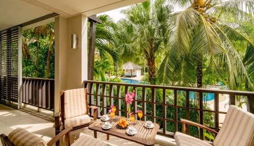 Bangtao Beach garden by Resava0