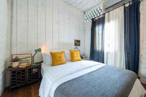 Double Room with Shared Bathroom