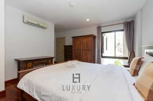 Amazing 5 Bedroom Condo on the Beach SP Amazing 5 Bedroom Condo on the Beach SP
