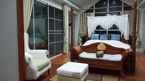 King Suite with Spa Bath