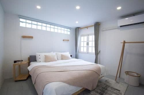 Queen Room with Garden View