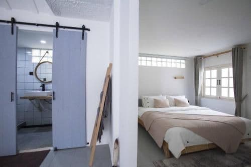Queen Room with Garden View