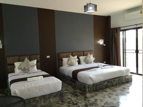 Deluxe Double or Twin Room with Balcony