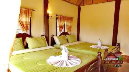 Quadruple Room with Private Bathroom