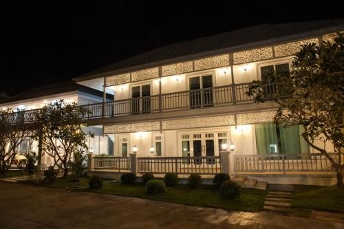 Moeimanee Resort4