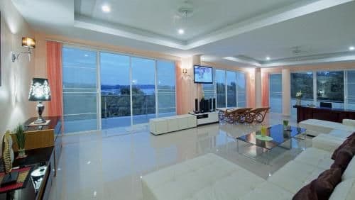Apartment with Sea View