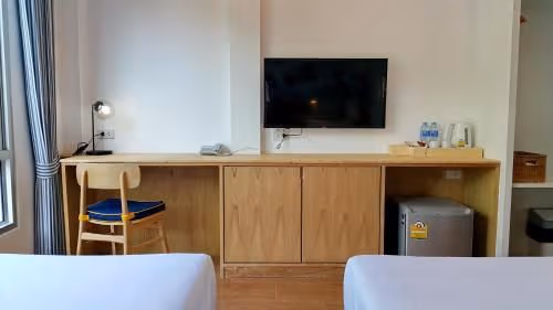 Twin Room with Air-Conditioning