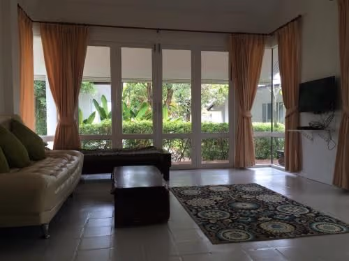 Villa - Beach Front