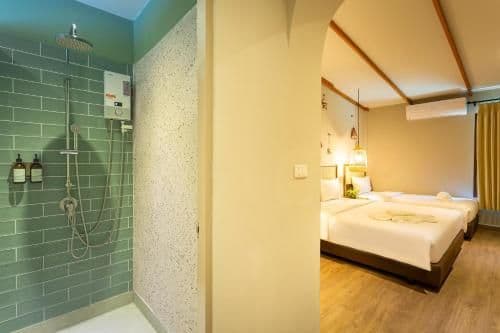 Triple Room with Pool View