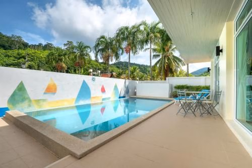 4 bedroom villa Condor0