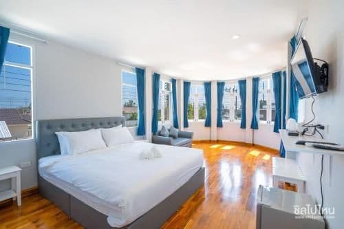 Superior King Room
