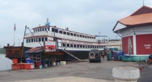 Suratthani Airport TJ Night Boat To Koh Tao1