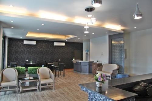 มานา เรสซิเดนซ์ (Mana Residence)1