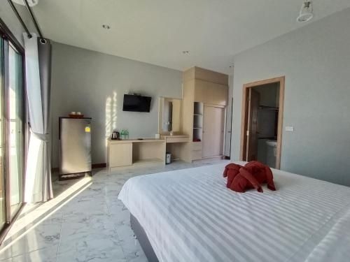 Napatr Boutique @ Bang Tao Beach0