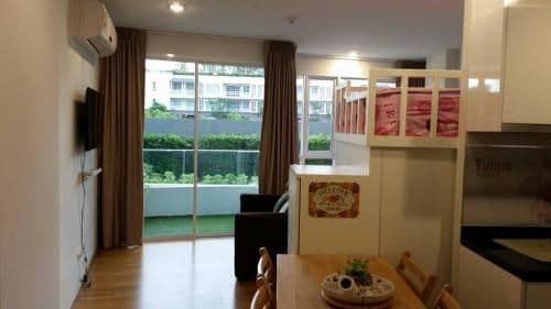 Studio with Garden View