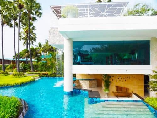 Studio Apartment with Sea View