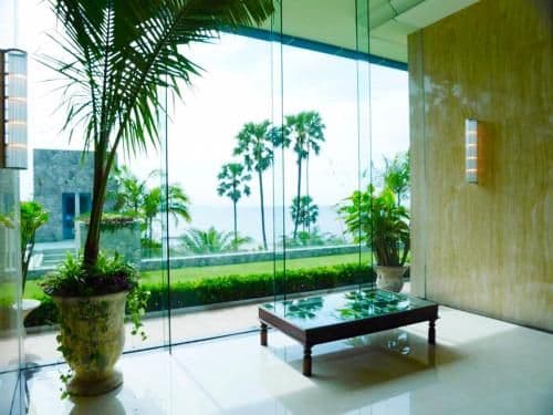Studio Apartment with Sea View