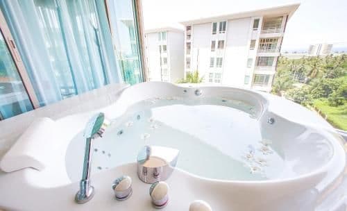 Two-Bedroom Apartment with Sea View
