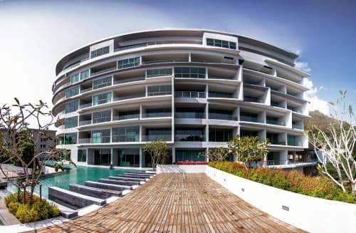 Two-Bedroom Apartment with Sea View
