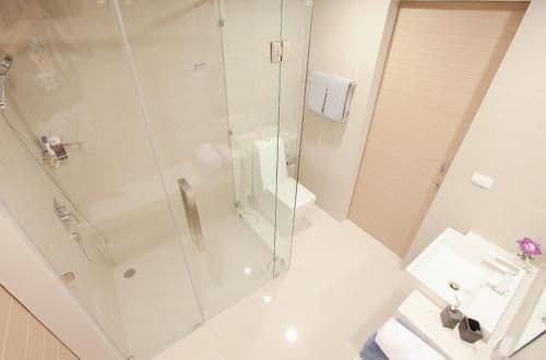 Two-Bedroom Apartment with Sea View
