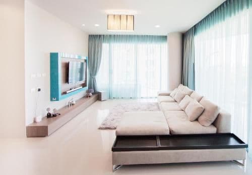 Two-Bedroom Apartment with Sea View