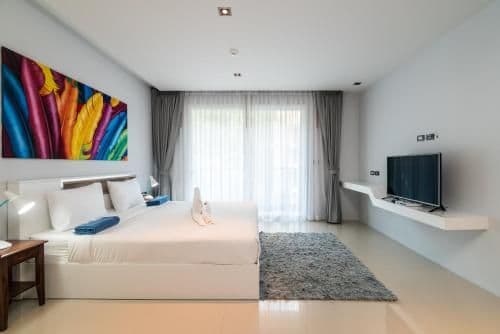 Studio Apartment