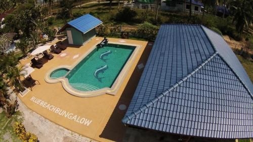 บลู บีช บังกะโล (Blue Beach Bungalow)0