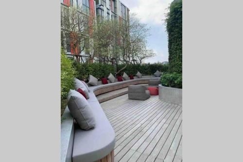 Ekkamai, Japan's high-end residential area / back garden / 1.8 queen bed / swimming pool fitness / close to the net red bar cafe restaurant0