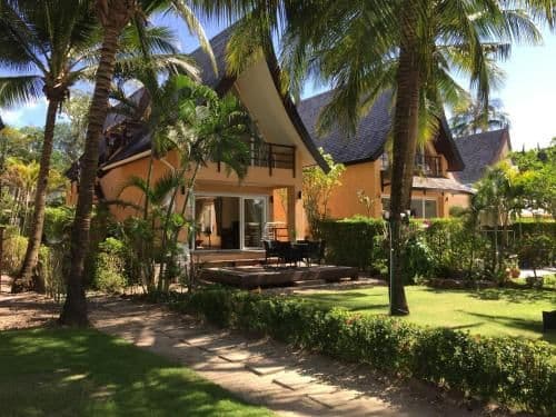 Villa - Beach Front