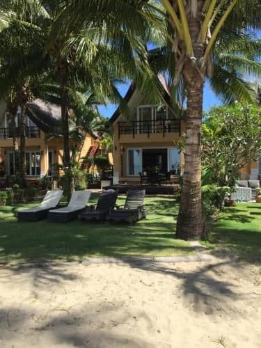 Villa - Beach Front