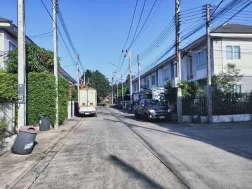 3 bedrooms Townhouse Near Lotus and UWC School 3 bedrooms Townhouse Near Lotus and UWC School