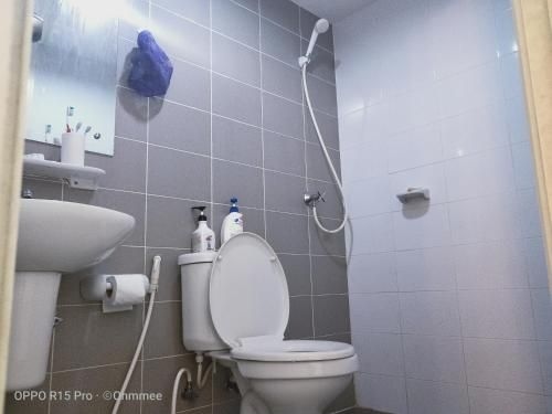 ทาวเฮ้าส์ 3 ห้องนอน ใกล้ห้างโลตัสและUWC School (3 bedrooms Townhouse Near Lotus and UWC School)4