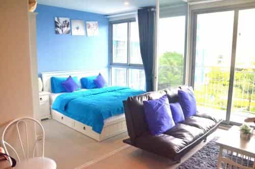 The Blu Thew Talay estate by Eak