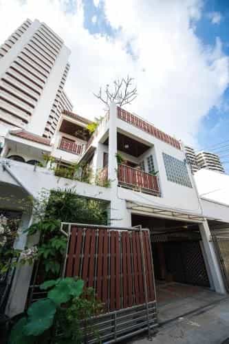 Sukhumvit Soi 39 - Bangkok Sukhumvit Soi 39 - Bangkok