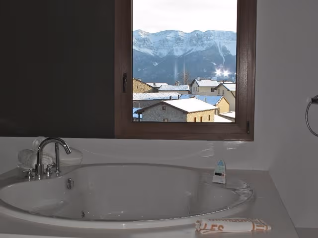 Double or Twin WITH JACUZZI