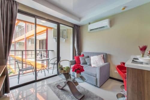 One-Bedroom Apartment
