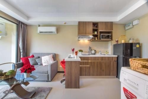 Naiharn Sea Condominium by Space A4020