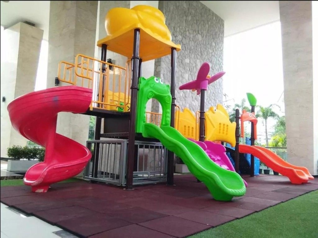 เดอะพีค ทาวเวอร์ คอนโดมิเนียม (The Peak Towers Condominium)4