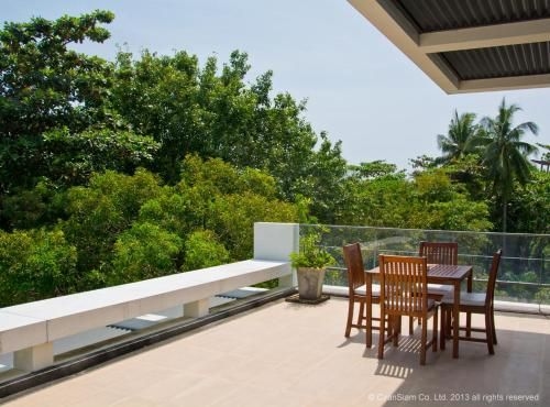 Naka Apartment4