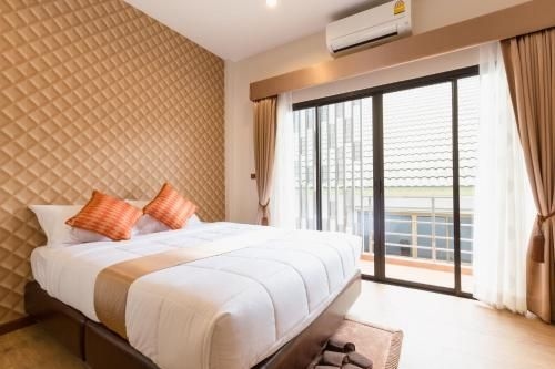 777 ฟู๊ดแอนด์เบด (777 Food & Bed)0