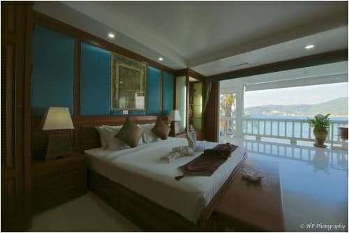 Villa with Sea View