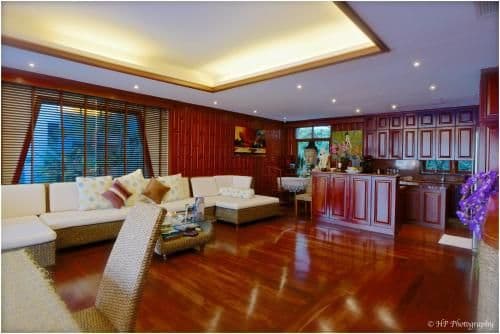 Villa with Sea View
