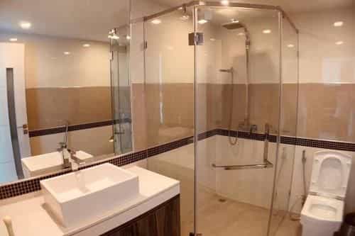 Wong Amat Tower Pattaya Wong Amat Tower Pattaya